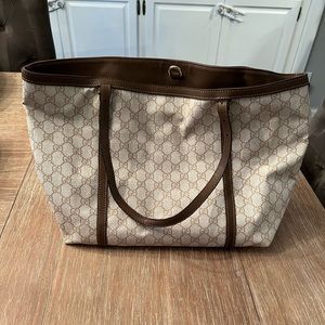 Gucci bucket bag in great condition